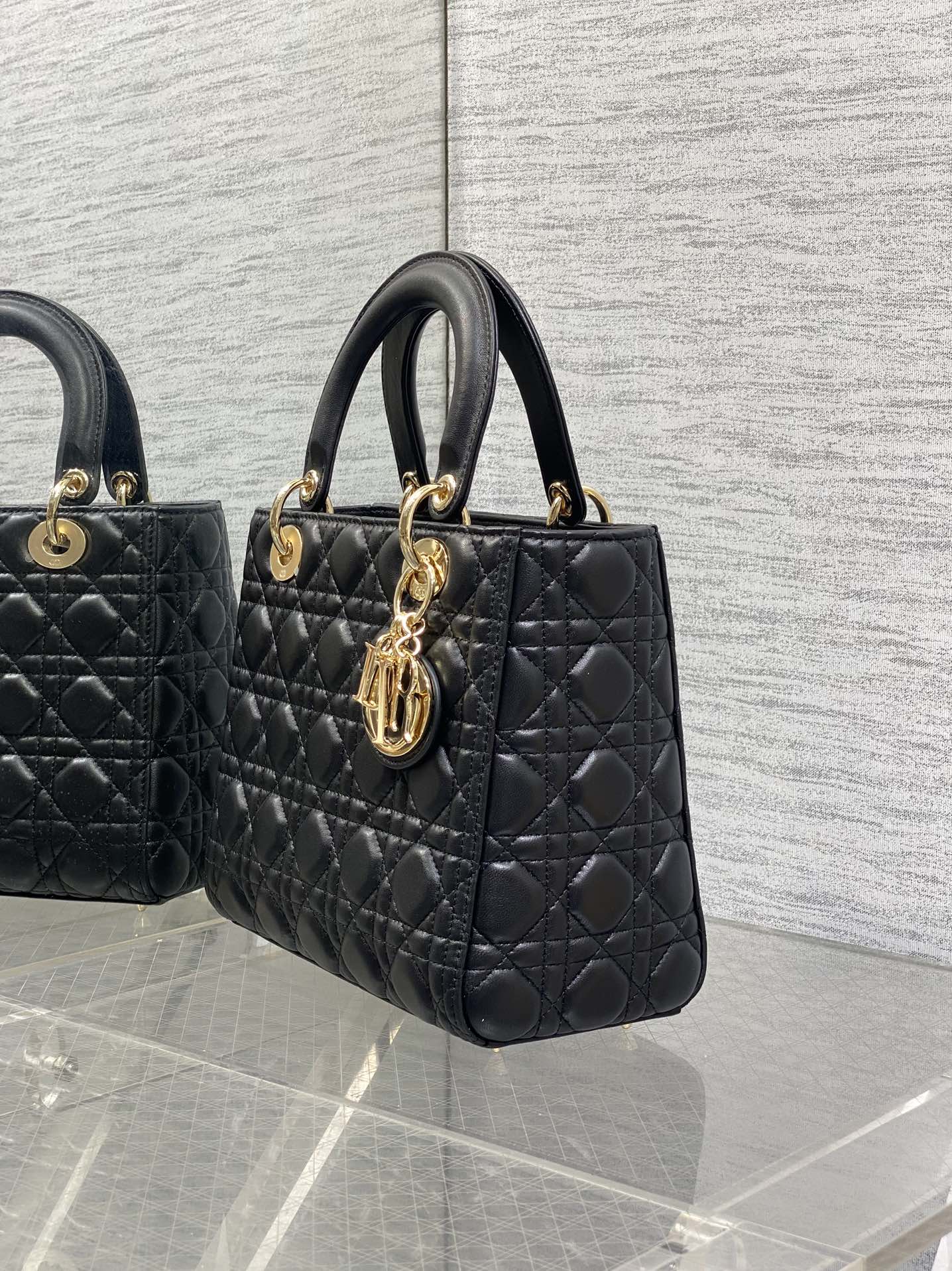 DIOR 25S MEDIUM LADY BAG 24 IN BLACK CALFSKIN GOLD HARDWARE