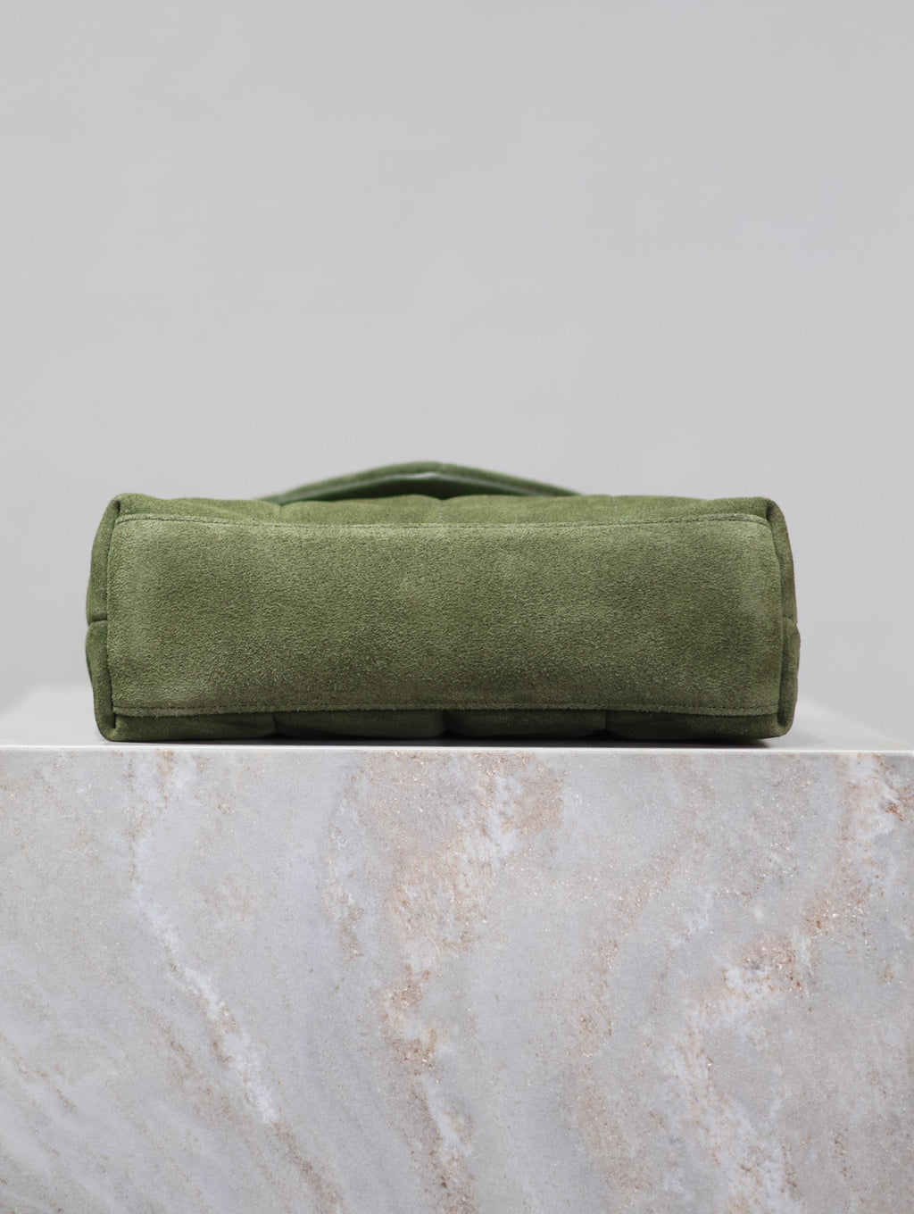 YSL 25S LOULOU PUFFER MINI 23 IN GREEN SUEDE GOLD HARDWRE